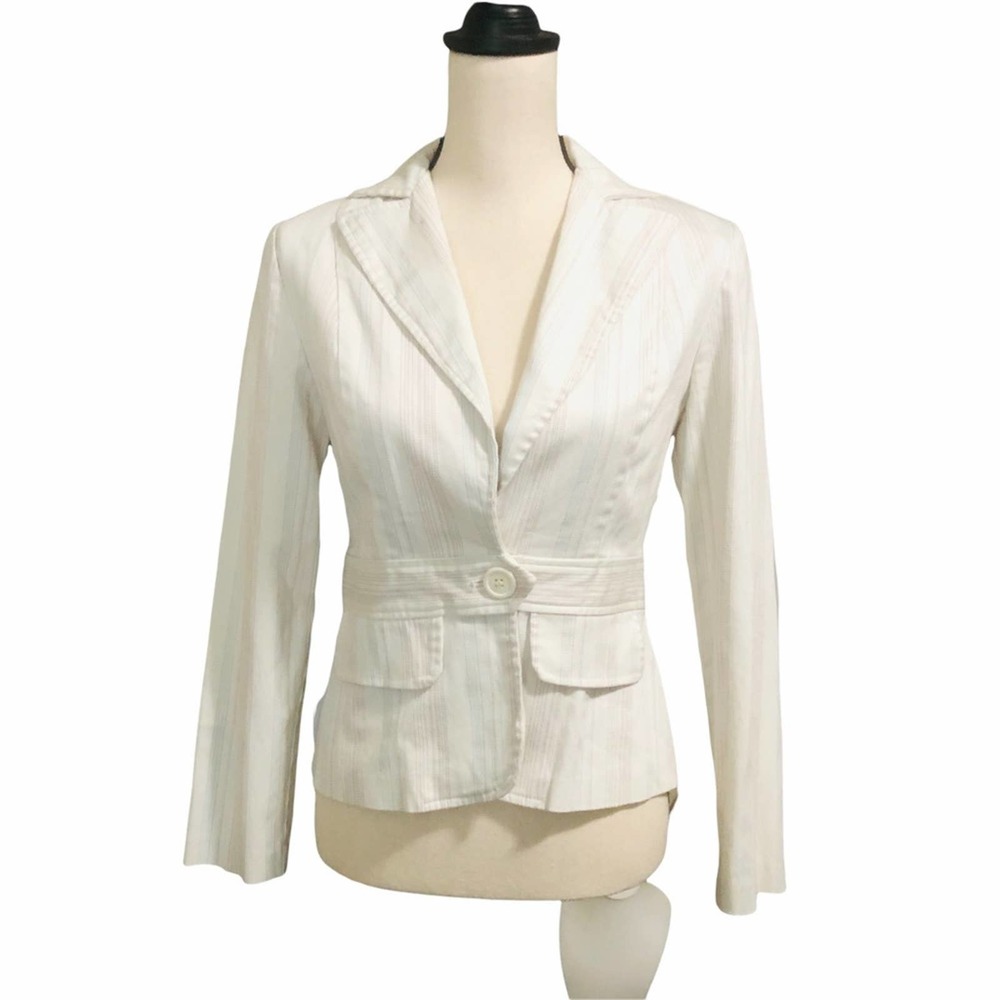 Pinstriped ,1 button, donutz, inc blazer. Jr's 7